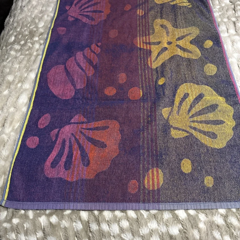 Vintage Y2K Beach Towel Retro Multi Color Pattern Shapes Funky Bath Reversible